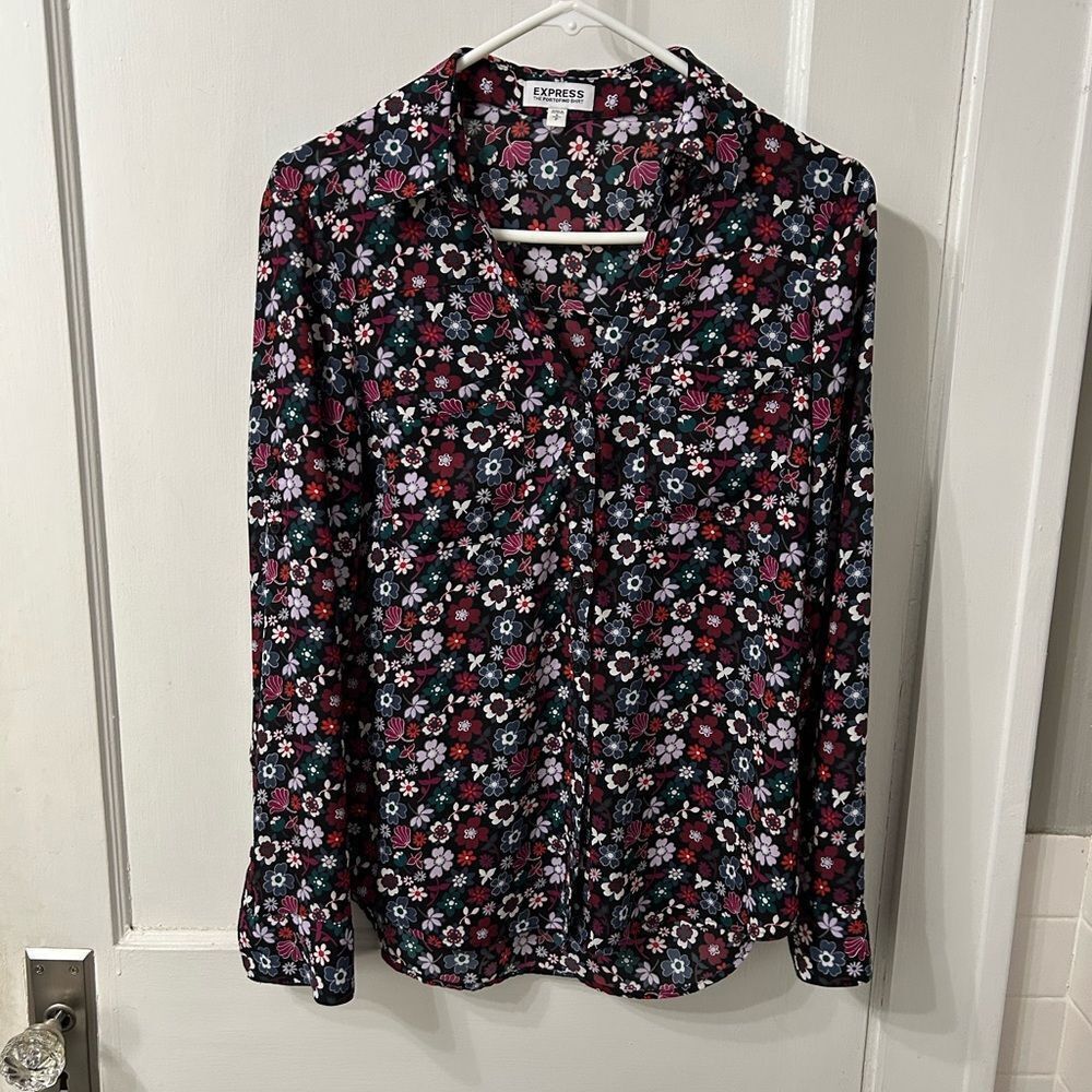 Express Women's Floral Button Up Blouse